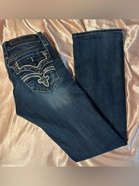 ROCK REVIVAL Boot Cut Jeans with Embroidered Pockets